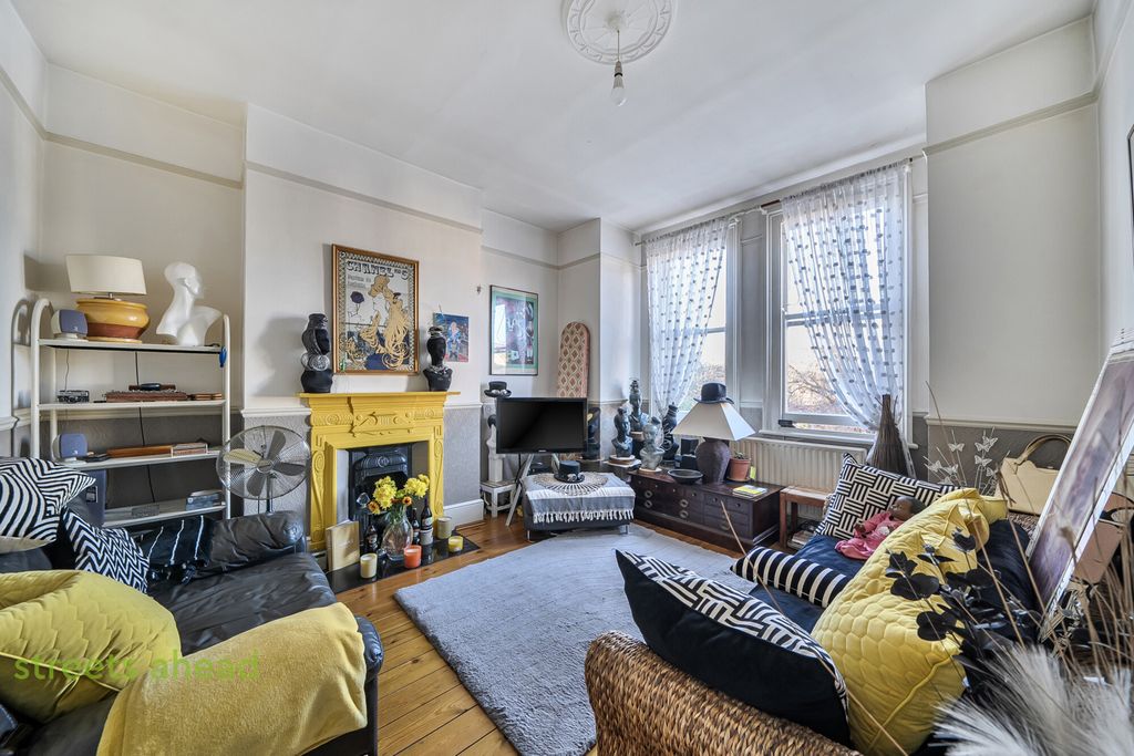 Property photo 2 of 15 d1cc11B7-90E4-4B1...