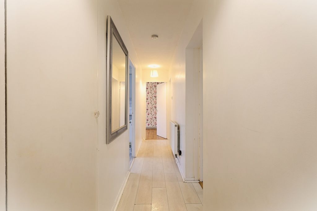 Property photo 2 of 11 Lrg_Y67A1864