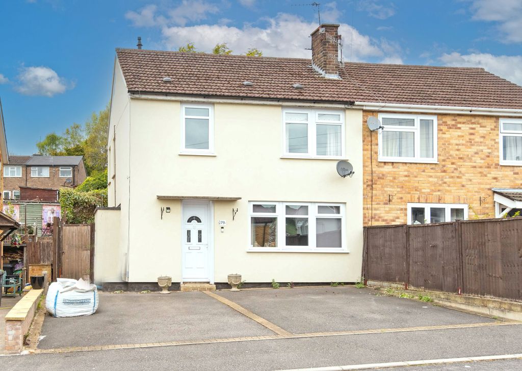 Property photo 2 of 19