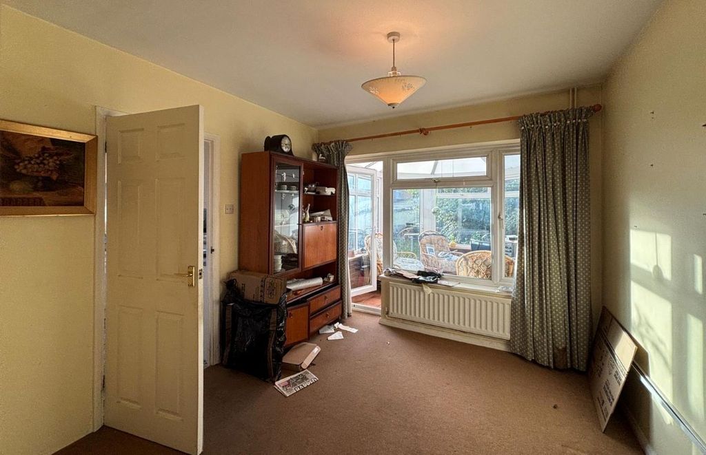 Property photo 2 of 14