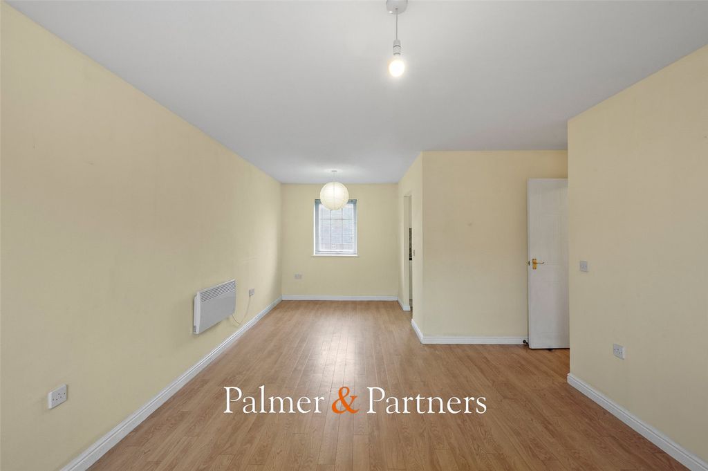 Property photo 2 of 12 Picture No. 03