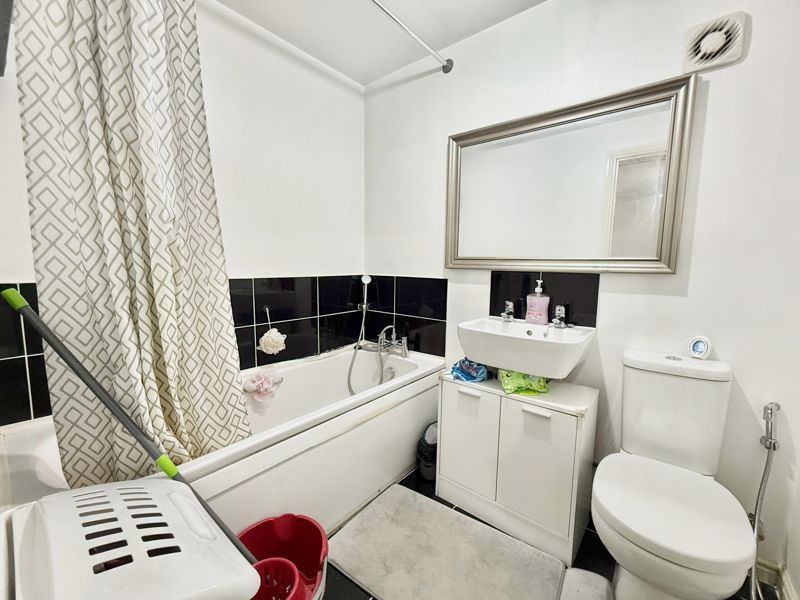 Additional image 12 of 3 bed semi-detached house for saleGuardian Way, Luton LU1