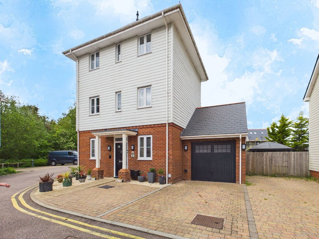 Property photo 1 of 23