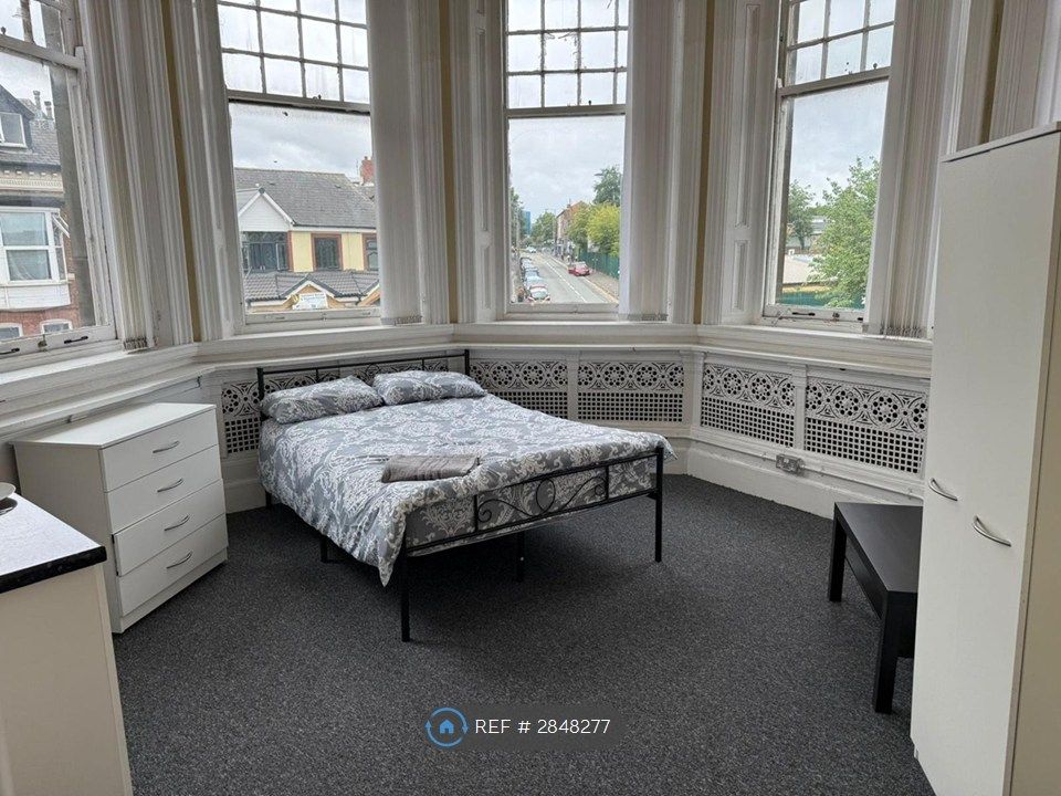 Property photo 1 of 21