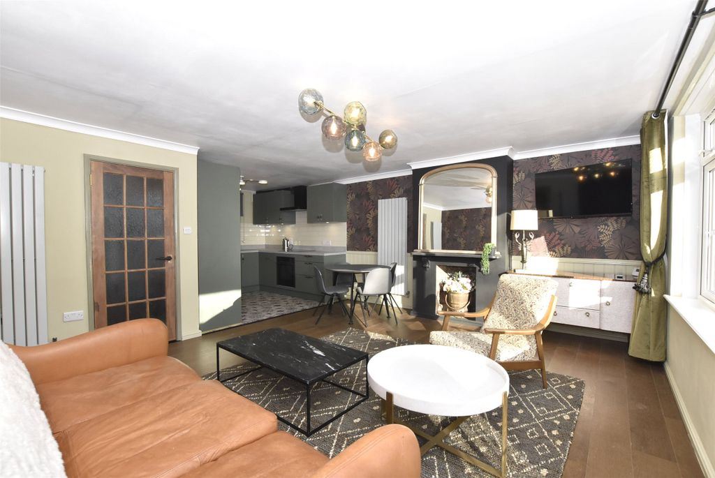 Property photo 3 of 12 Living Room