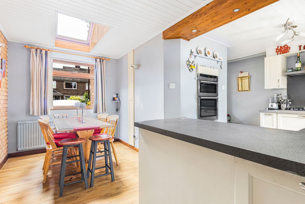 Property photo 3 of 25 1059018