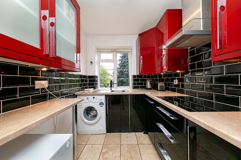 Property photo 2 of 9