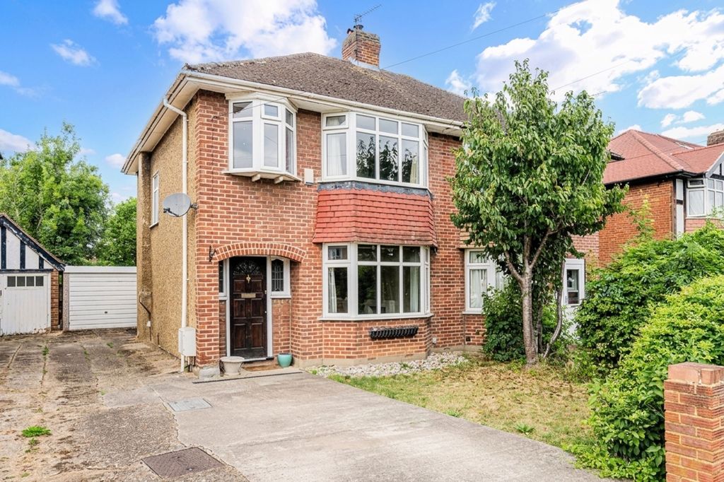 Property photo 1 of 12