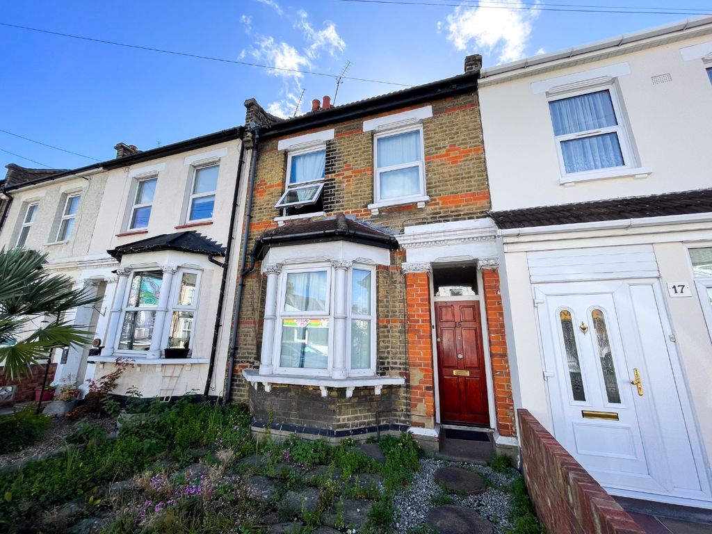 Property photo 1 of 13 4538631