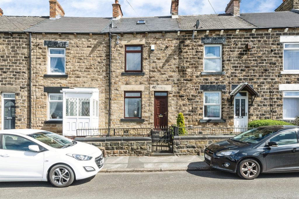 Property photo 1 of 3