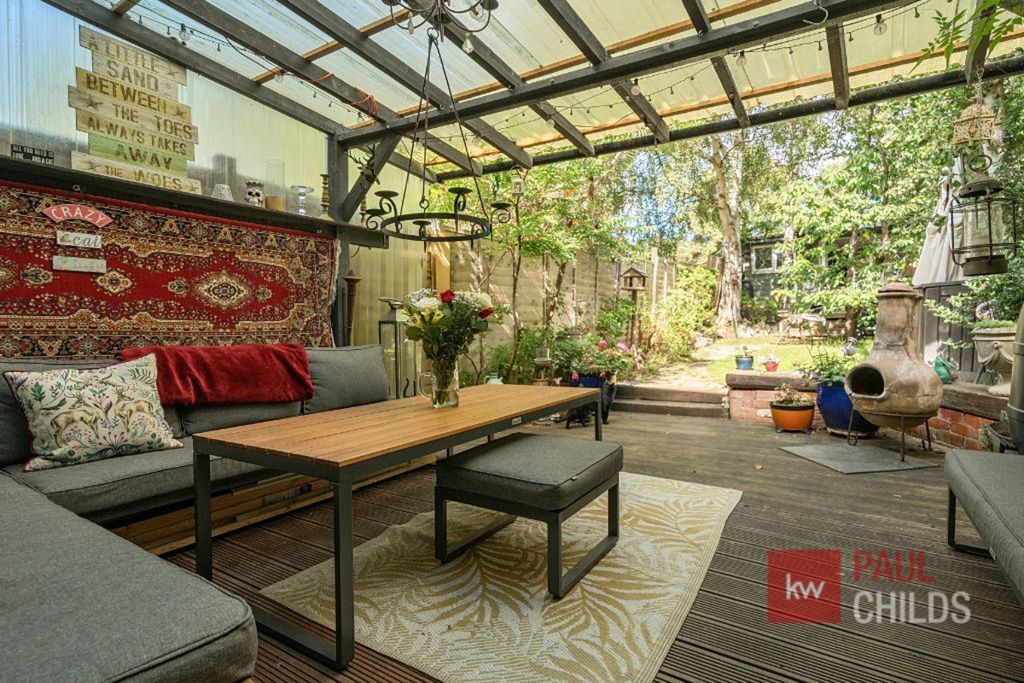 Property photo 3 of 17