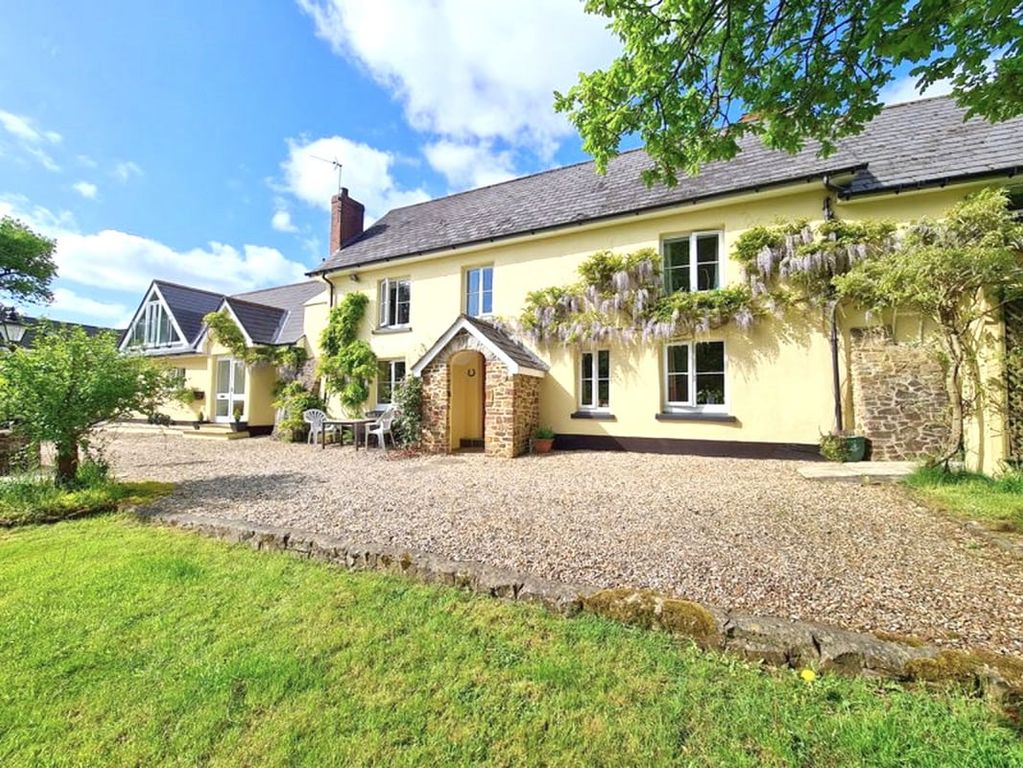 Property photo 2 of 66