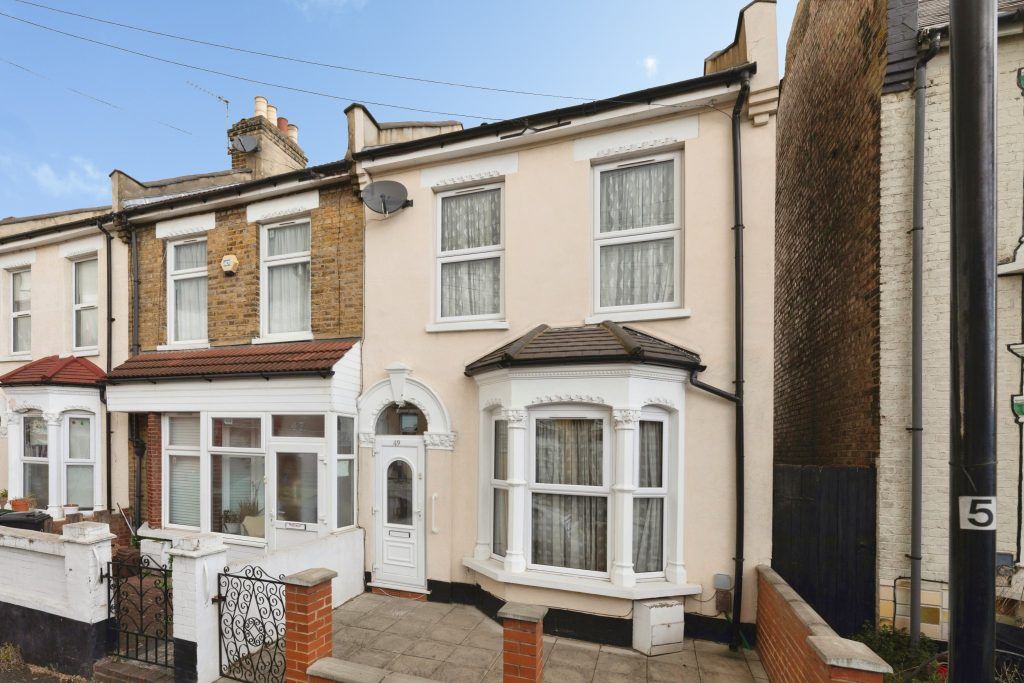 Property photo 1 of 19