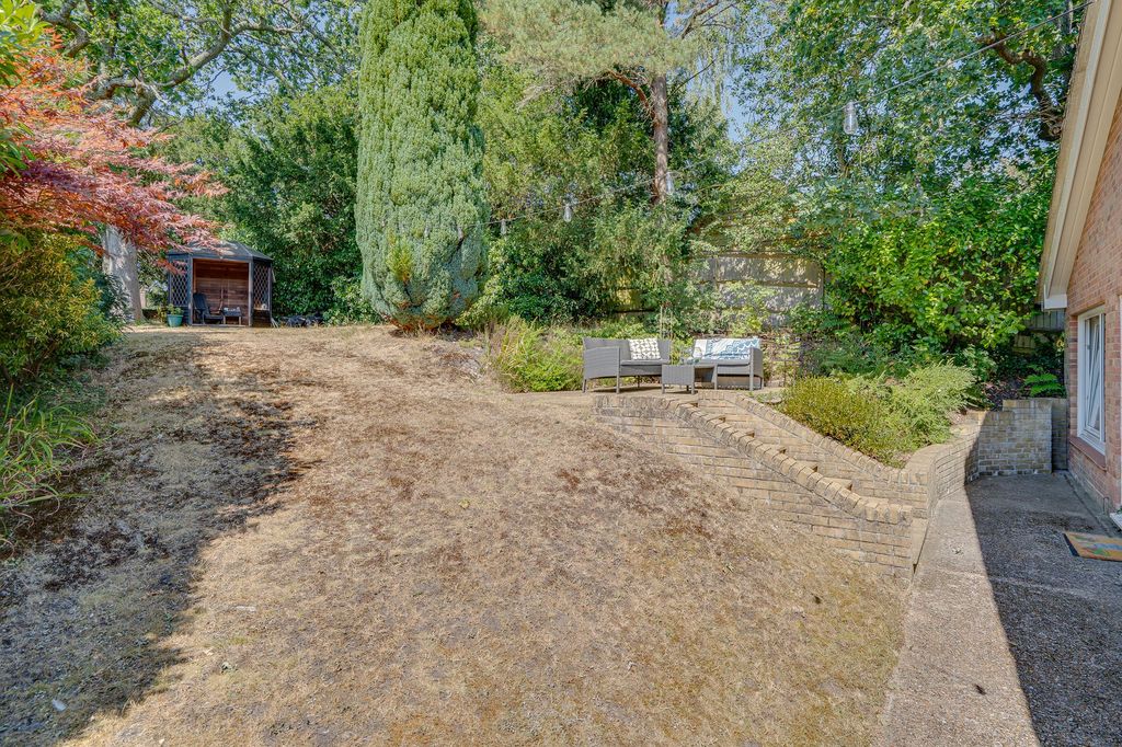 Property photo 3 of 22