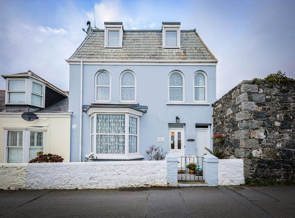 Property photo 1 of 22 Photo 0