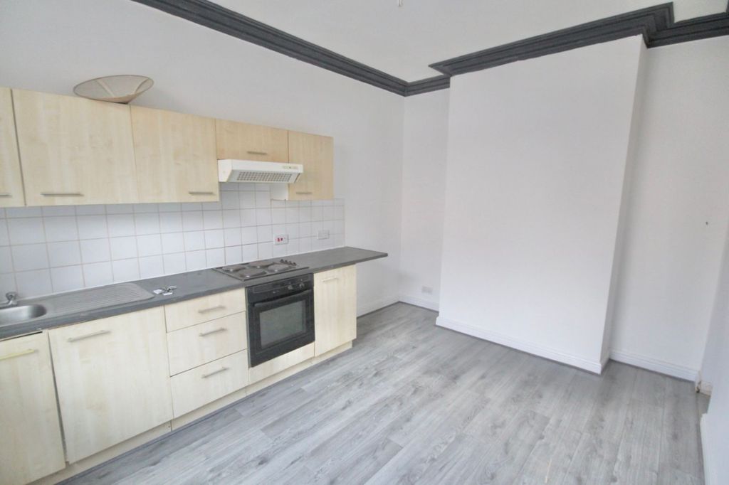 Property photo 2 of 3