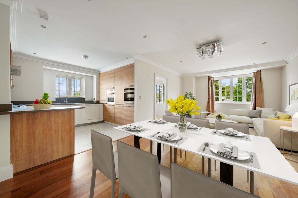 Property photo 1 of 15 10