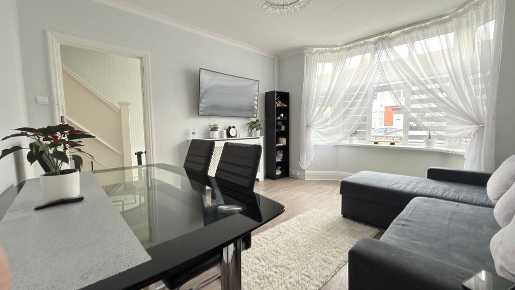 Property photo 1 of 16 Img_E7970