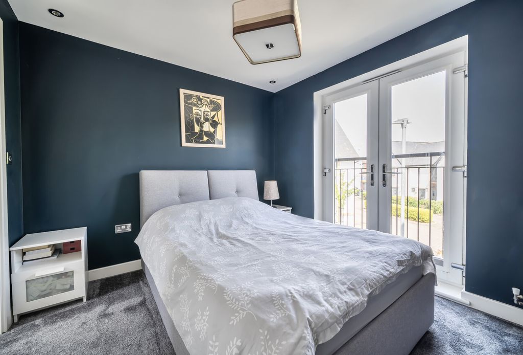 Property photo 3 of 20 1463138-8-6A106B9...