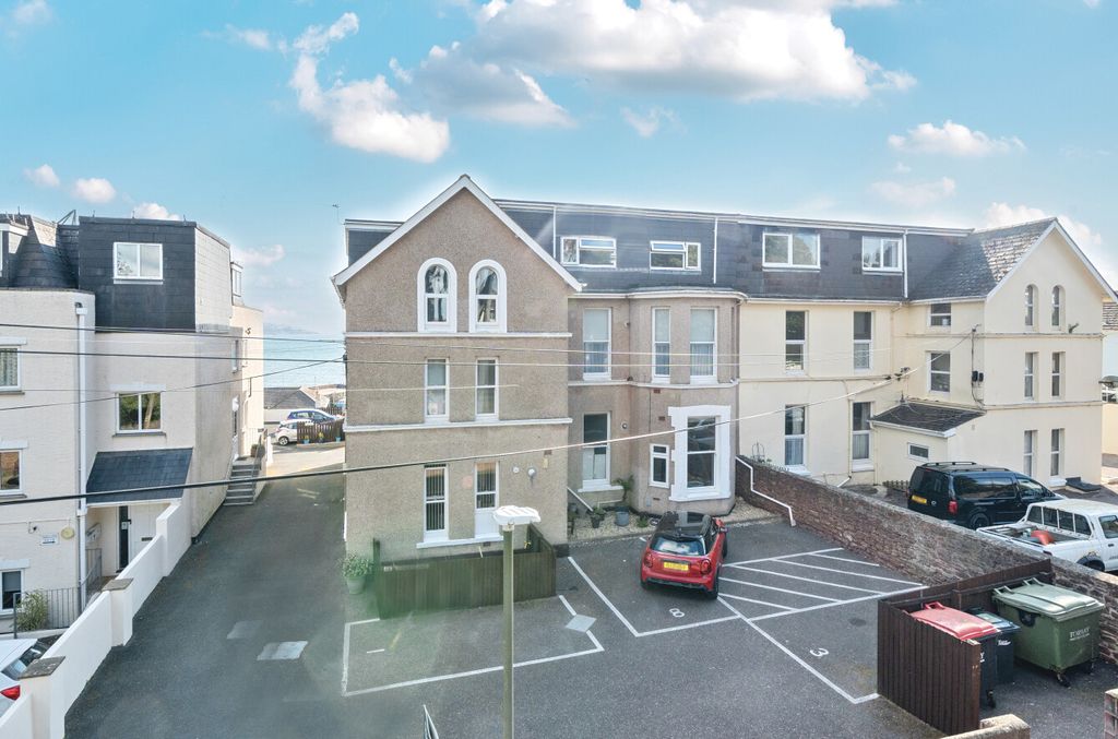 Property photo 3 of 12 3 - 1-681c6Af184E3F-1...