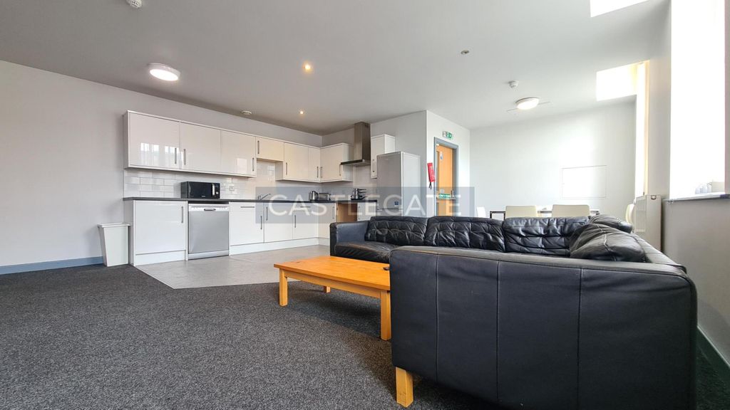 Property photo 1 of 17 Threadworks 1.2 Communal (3)