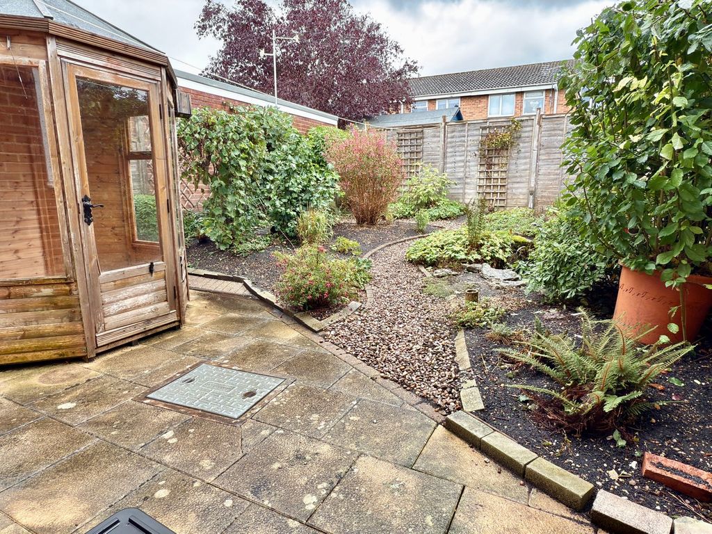 Property photo 2 of 9