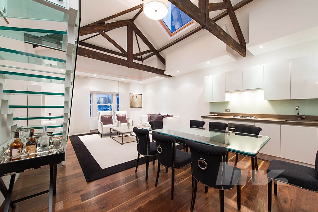 Property photo 1 of 26 Photo 21