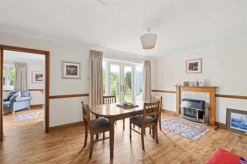 Property photo 3 of 12 1-Flint-Copse-04.Jpg