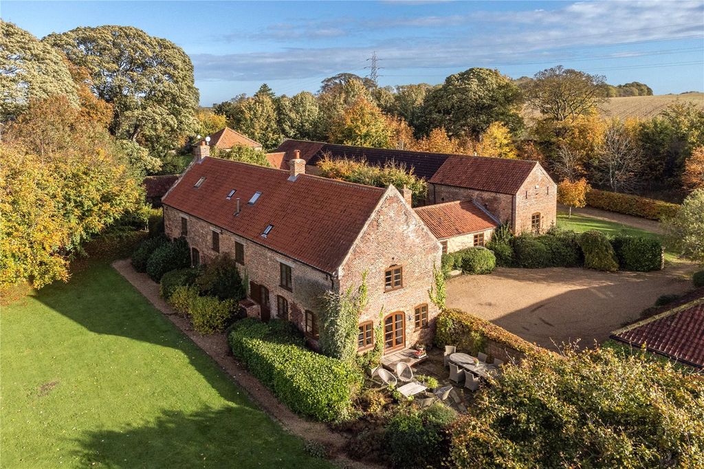 Property photo 1 of 19 Aerial View