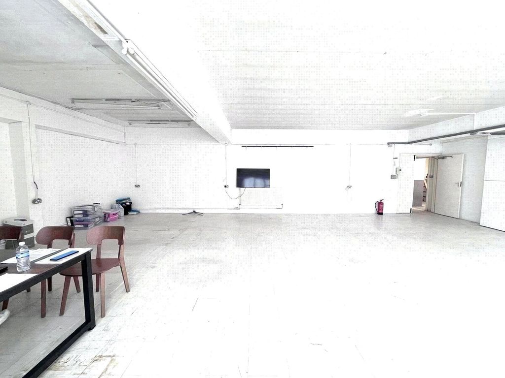 Property photo 1 of 5 Picture No. 04