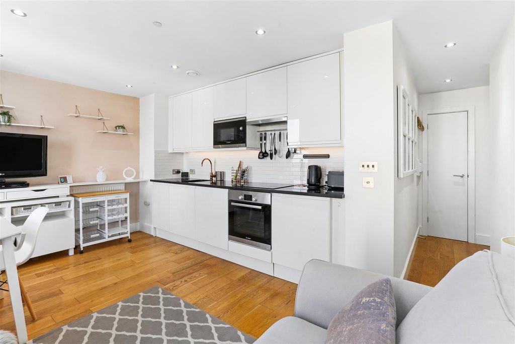 Property photo 3 of 16 1776680110 - 12.Jpg