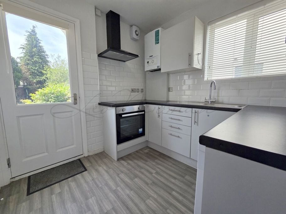Property photo 2 of 17 Jpg