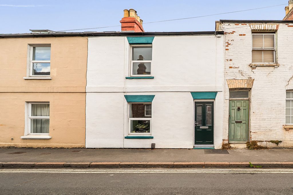 Property photo 1 of 18 Front External