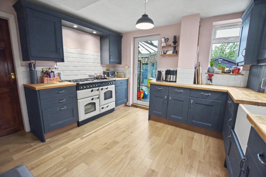 Property photo 3 of 22 Picture No. 12