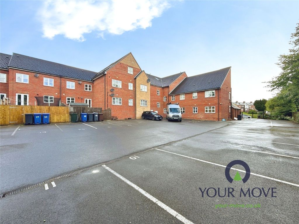 Property photo 2 of 10 Car Park