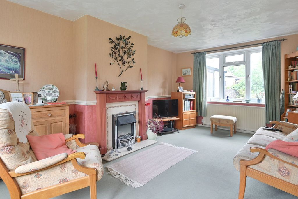 Property photo 2 of 19