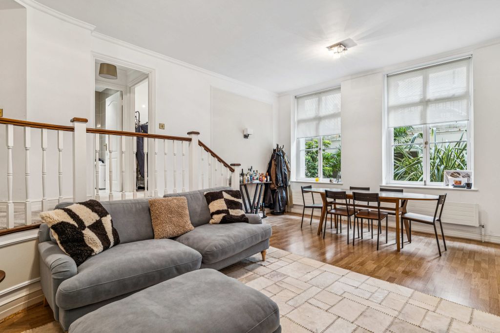 Property photo 2 of 8 11.Jpg