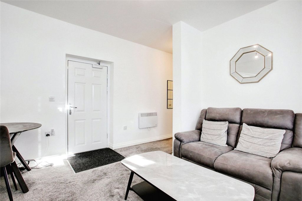 Property photo 2 of 10 Picture No. 03