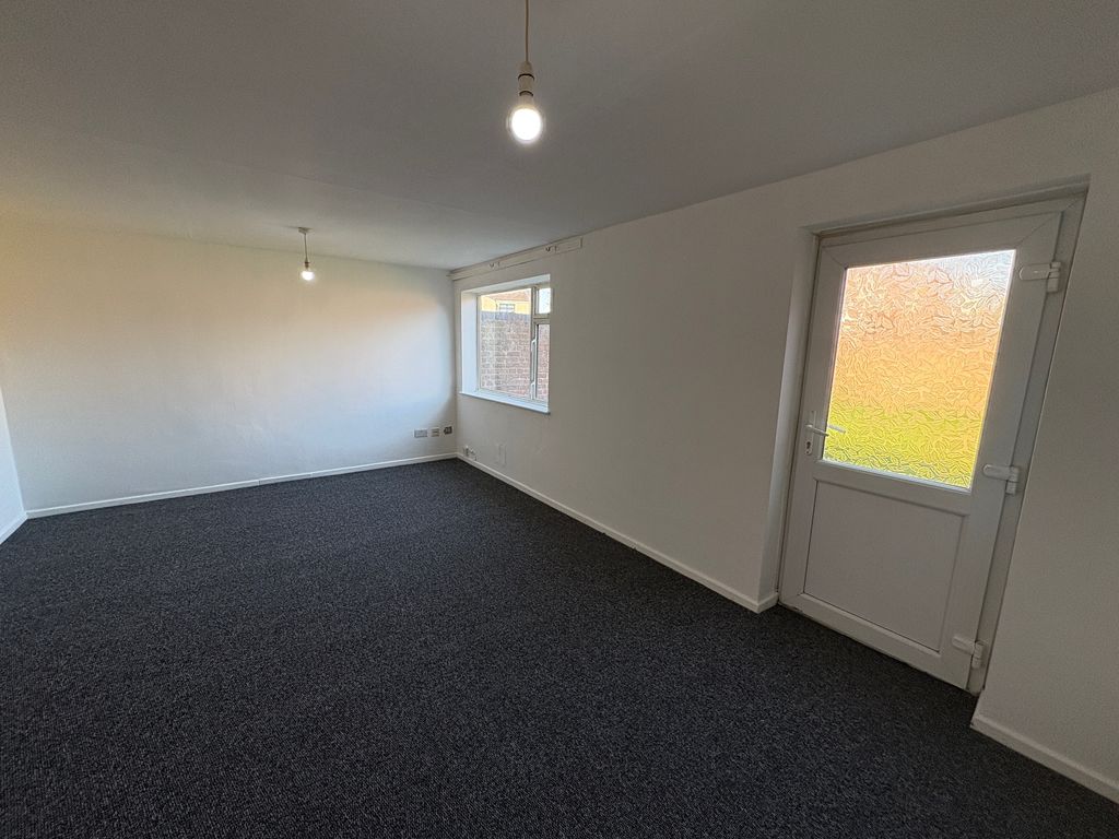 Property photo 2 of 10 Image