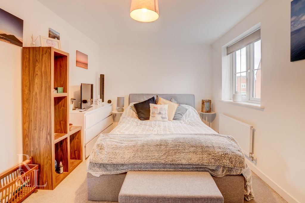 Property photo 3 of 21 B (2).Jpg