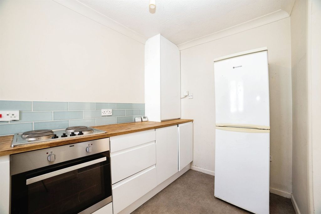 Property photo 3 of 15 Image