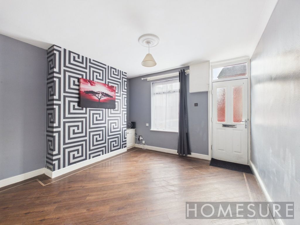Property photo 2 of 16 Picture No. 02