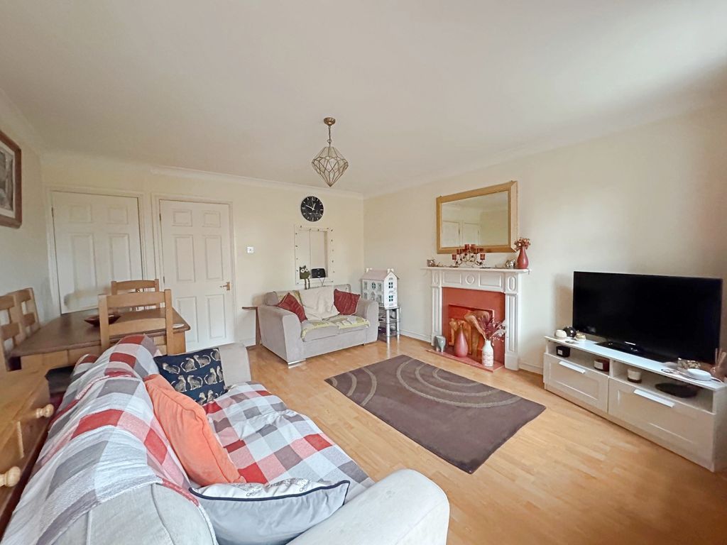 Property photo 2 of 10 Lounge Diner