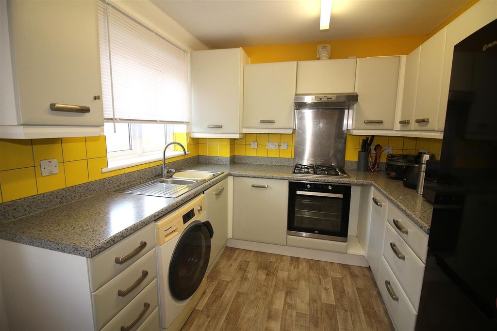 Property photo 1 of 12 Kitchen/Diner