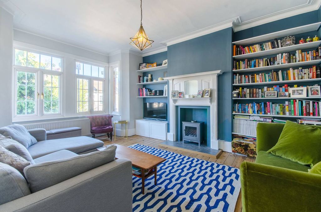 Property photo 1 of 15