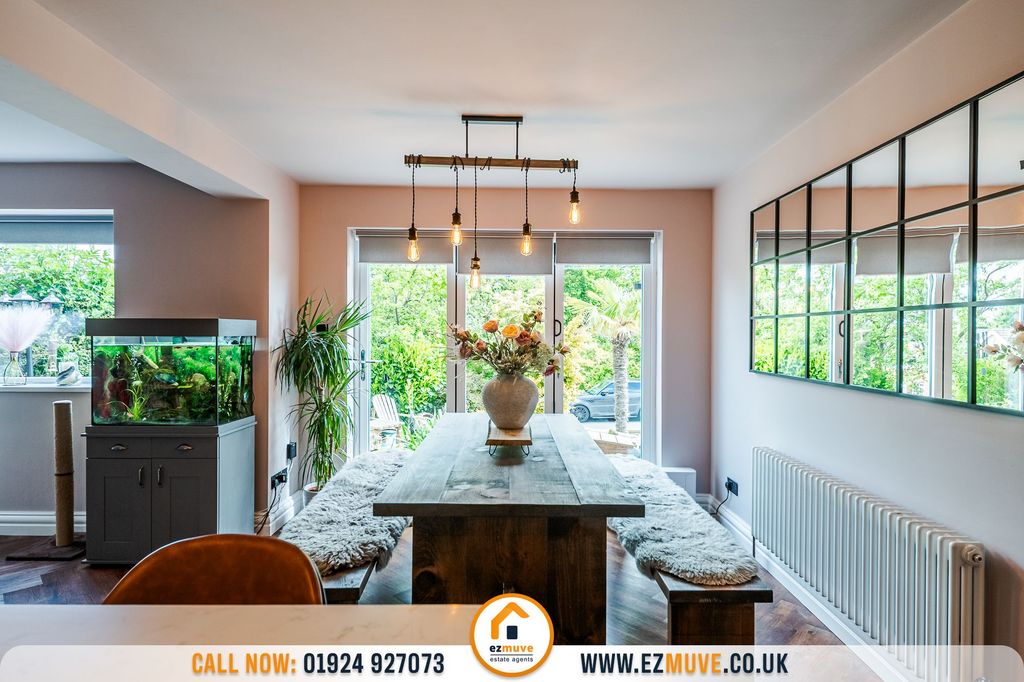 Additional image 17 of 5 bed detached house for saleHenley Avenue, Dewsbury WF12