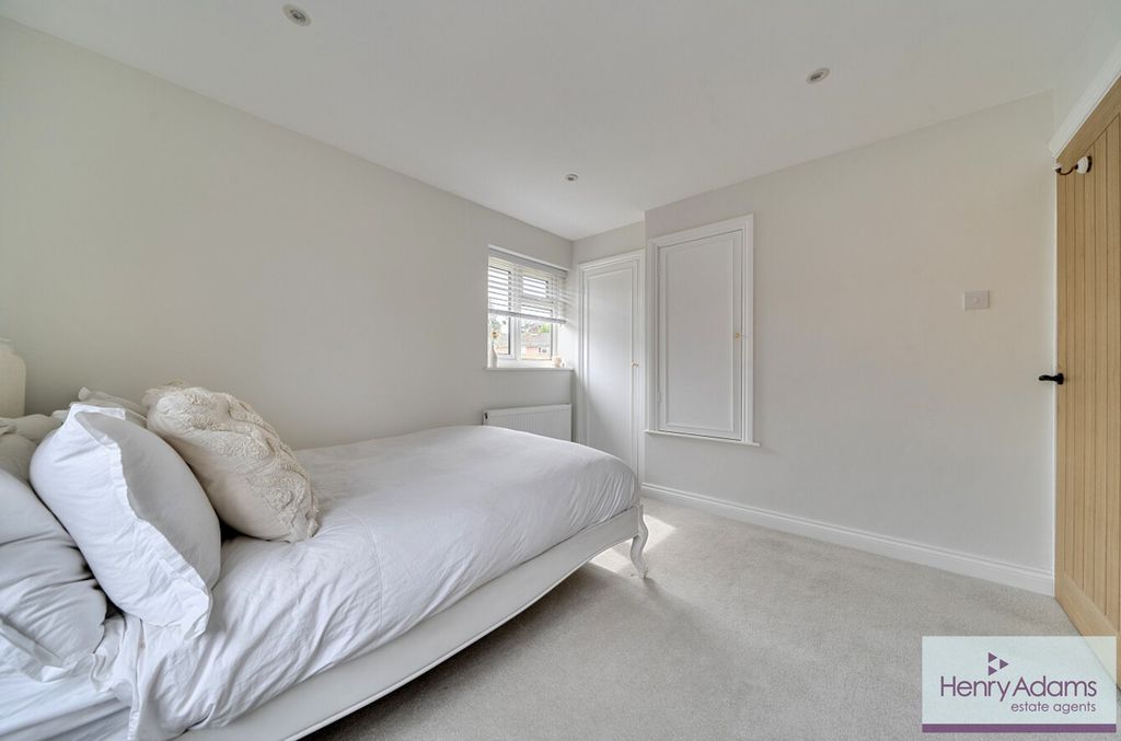 Additional image 13 of 3 bed semi-detached house for saleCardew Road, Liss GU33