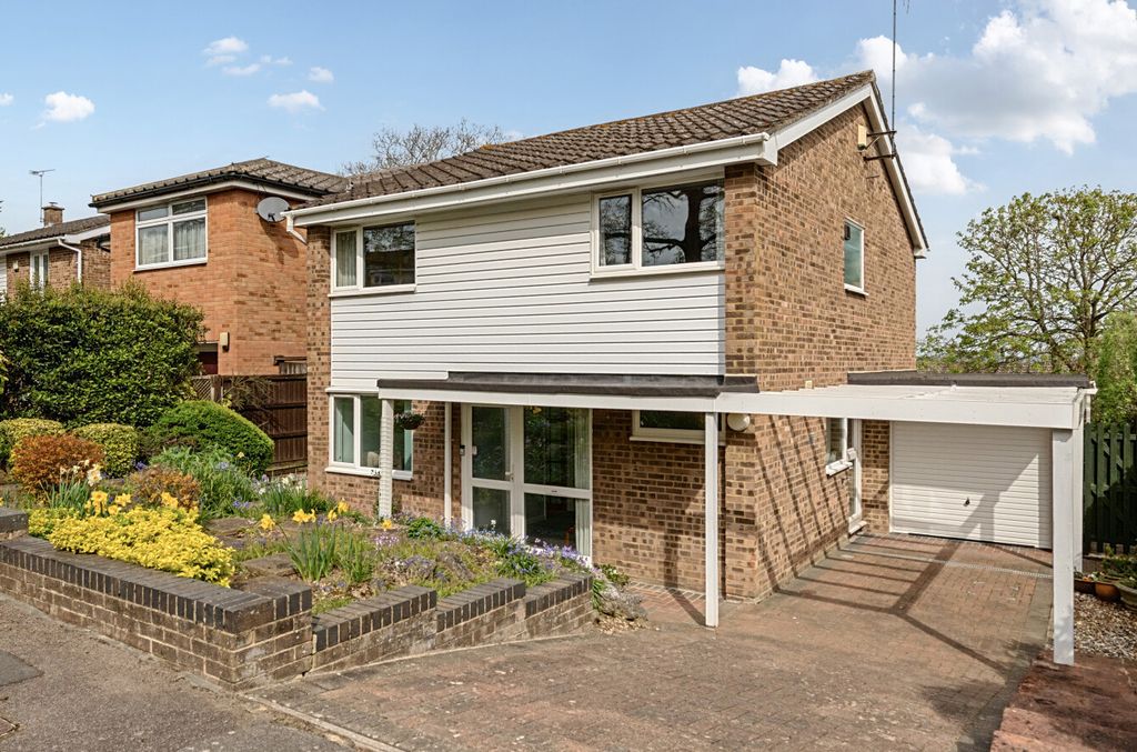 Property photo 1 of 17 1441705-22-69d7B2...