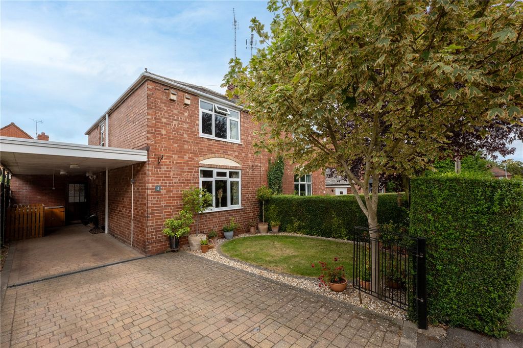 Property photo 1 of 24 Picture No. 07