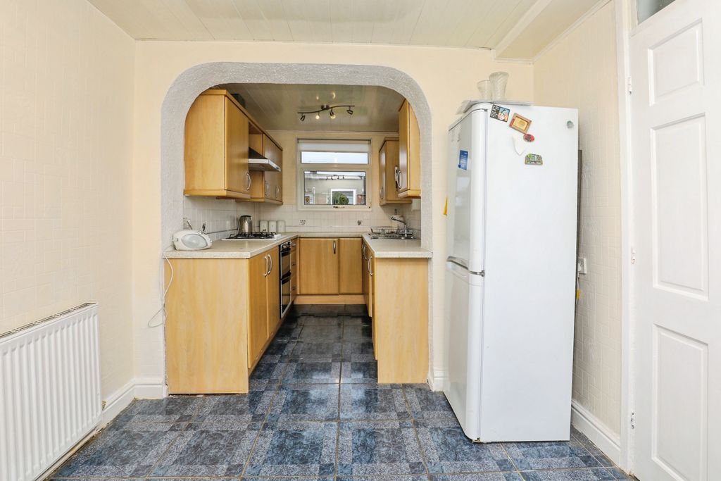 Property photo 3 of 15 Img_3637